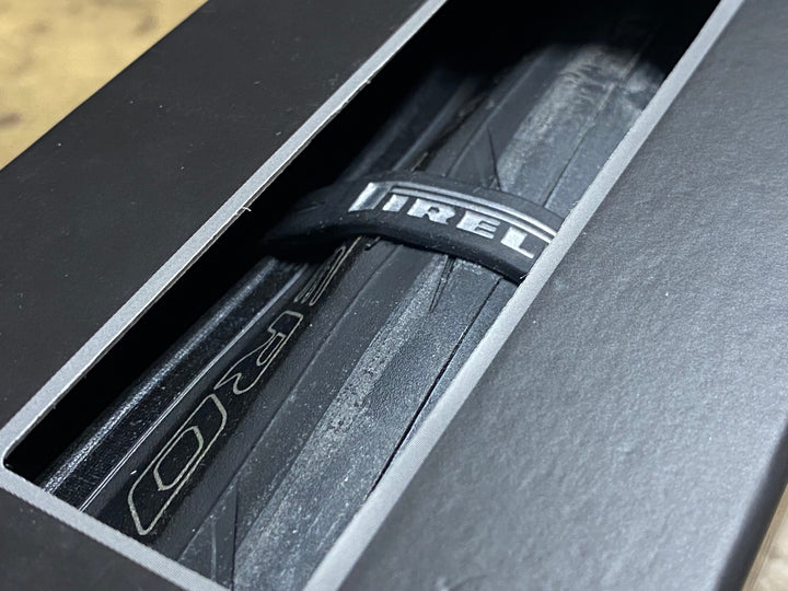 KC444 ピレリ PIRELLI P ZERO VELO クリンチャータイヤ 700×25C
