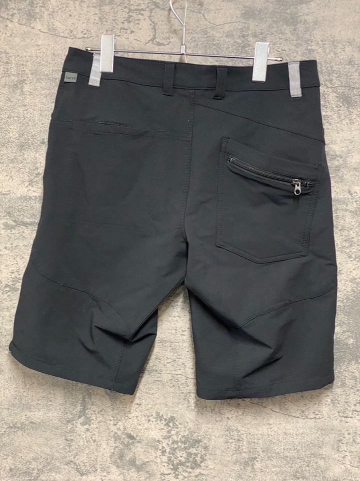 JO673 スワーヴ SWRVE ショートパンツ 黒 32