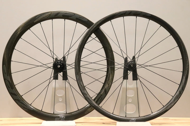 ジップ ZIPP 202 303 NSW DISC カーボン チューブレスレディ ホイールセット シマノ11/12S 21C 【仙台店】