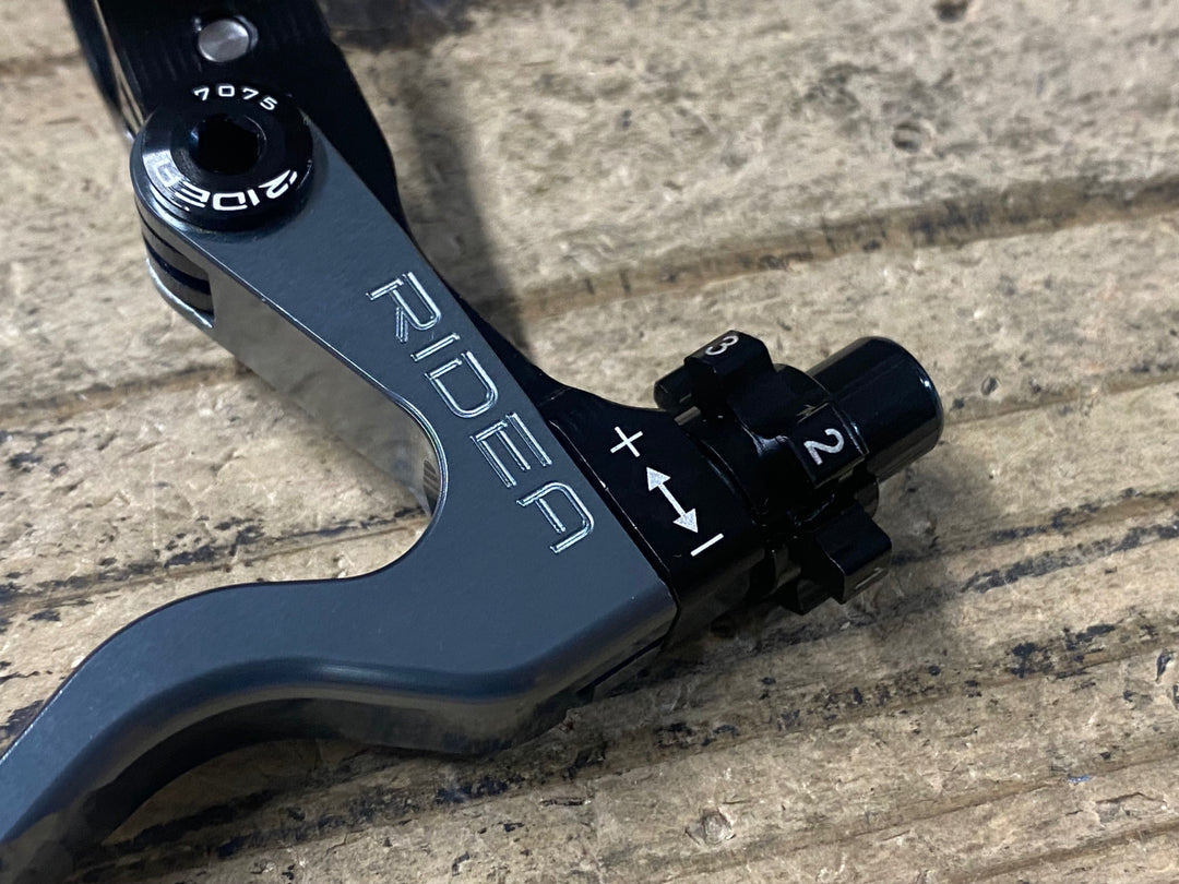 KE555 ライデア RIDEA V-Type Lever CNC XFH2 ブレーキレバー 2フィンガー グレー Φ22.2