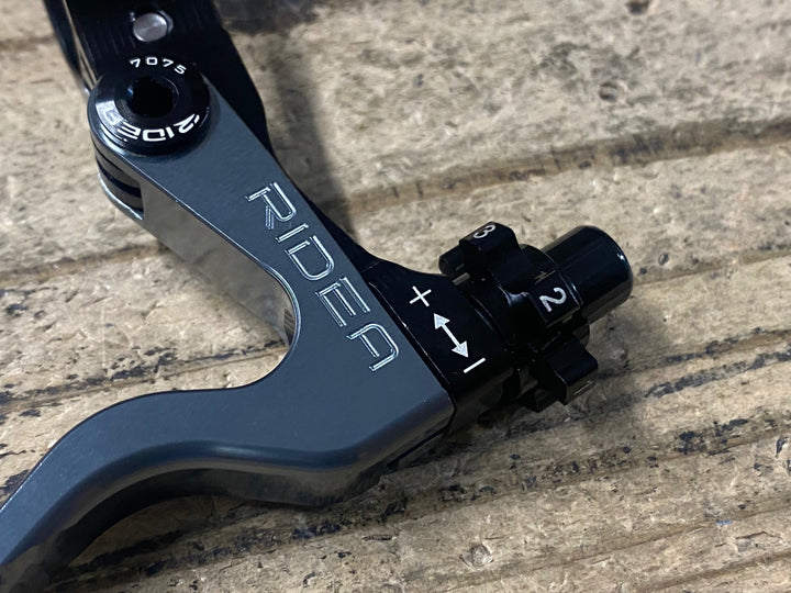 KE555 ライデア RIDEA V-Type Lever CNC XFH2 ブレーキレバー 2フィンガー グレー Φ22.2