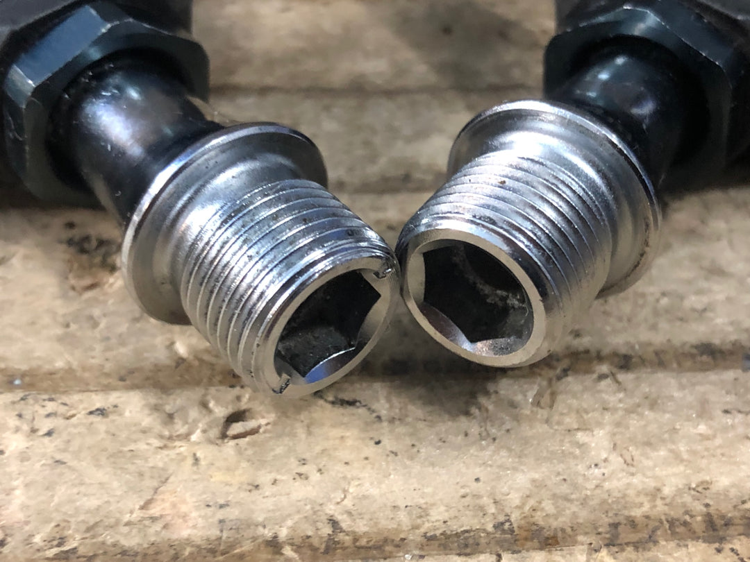 JQ898 シマノ SHIMANO アルテグラ ULTEGRA PD-R8000 ビンディングペダル SPD-SL