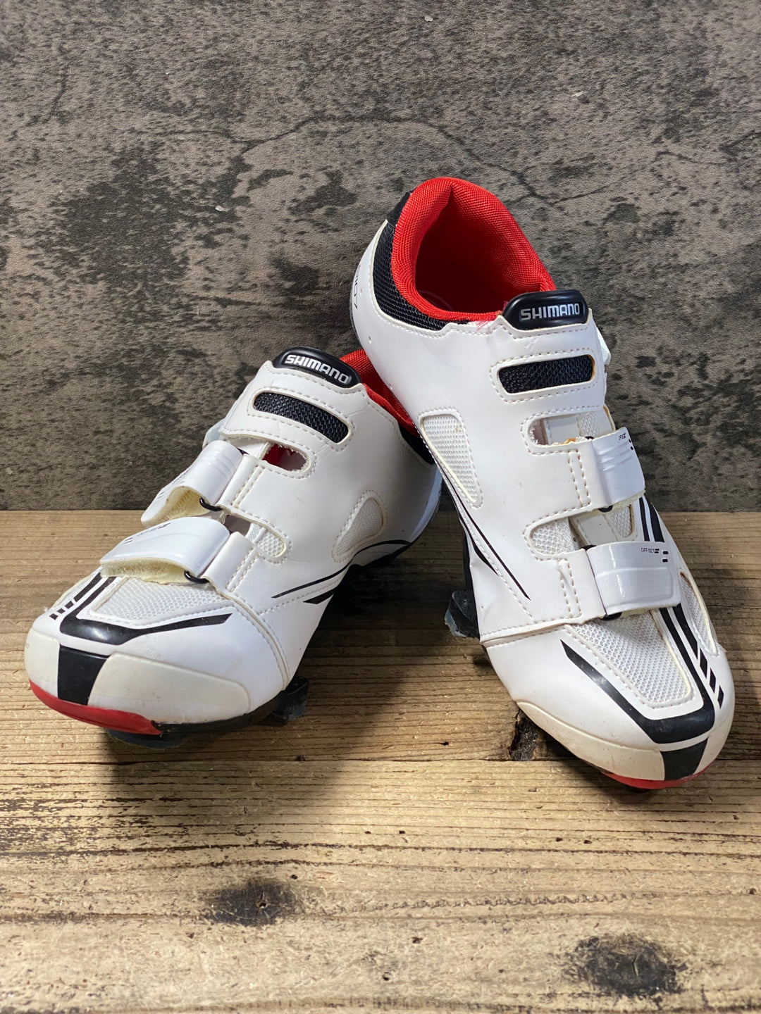 KF491 シマノ SHIMANO R107 SH-R107W ビンディングシューズ 白 赤 EU41