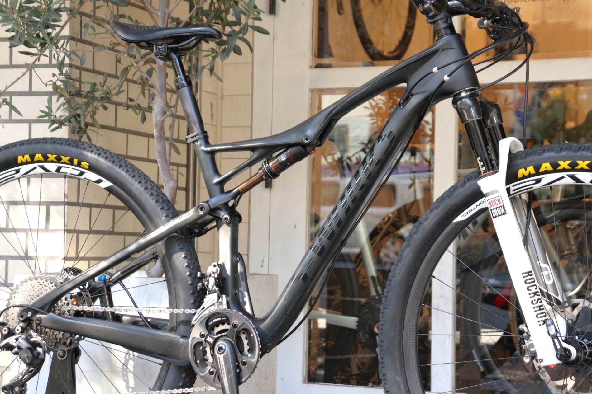 スペシャライズド SPECIALIZED エピック S-WORKS EPIC FSR 2017モデル