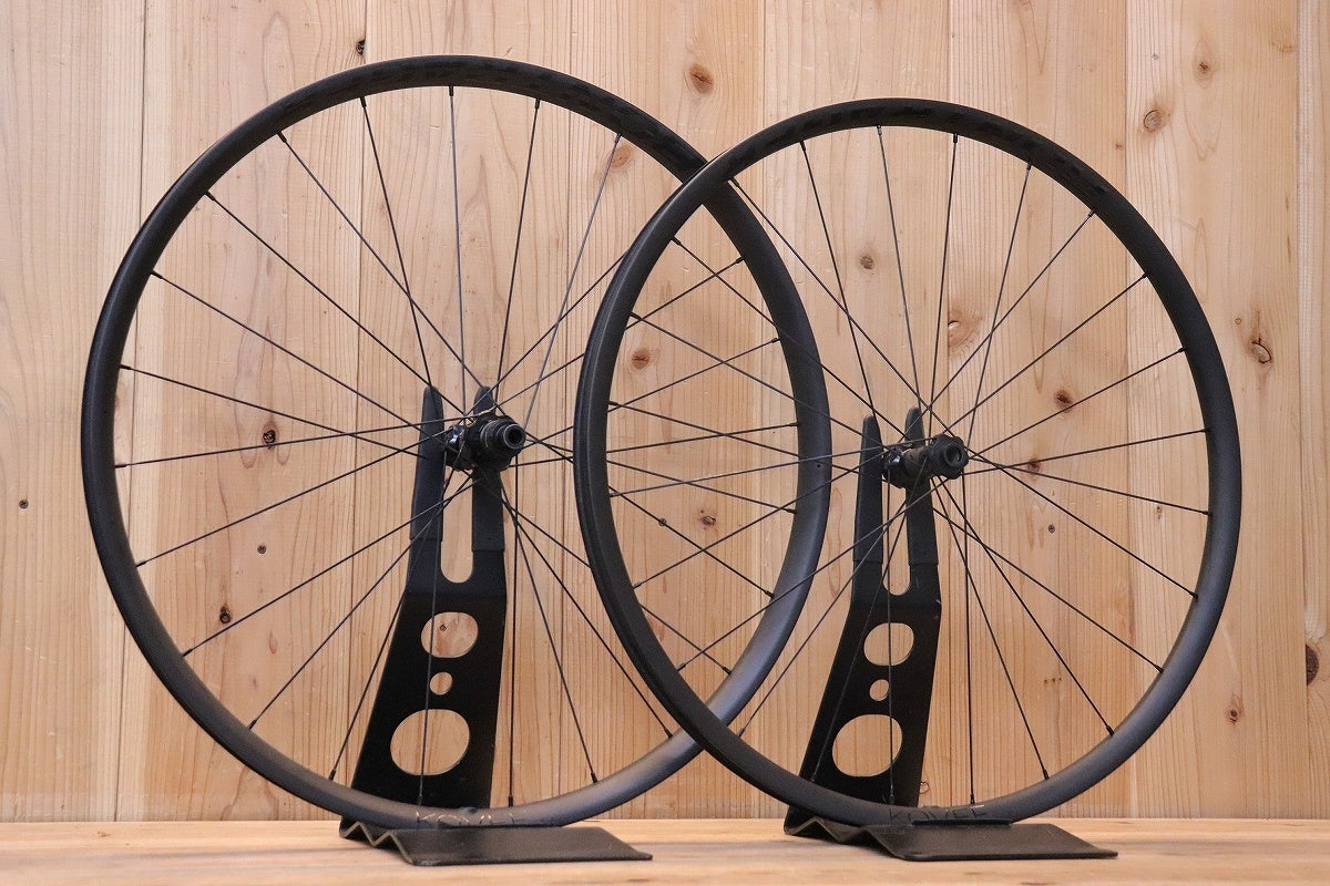 ボントレガー BONTRAGER コヴィー KOVEE RSL 30 カーボン チューブレス
