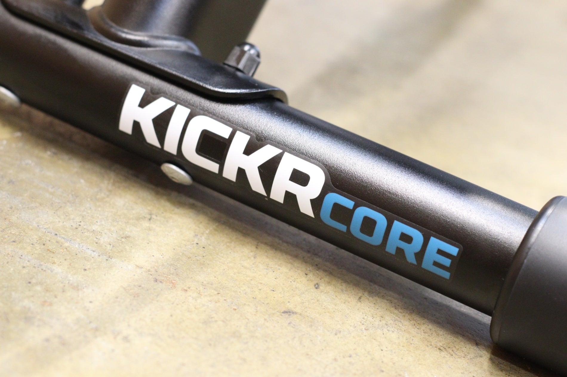 ワフー WAHOO キッカーコア KICKR CORE ダイレクトドライブ スマート