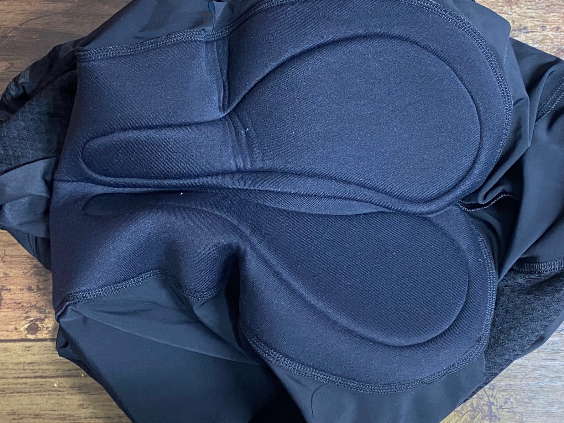 Rapha ブラック 半袖　ワンピース JP265 ラファ Rapha PROTEAM AEROSUIT 半袖 ワンピース 黒 XL – BICI