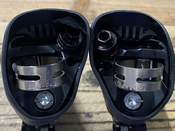 KG859 シマノ SHIMANO 105 ST-R7020 STIレバー 2×11S 油圧ブレーキ 黒