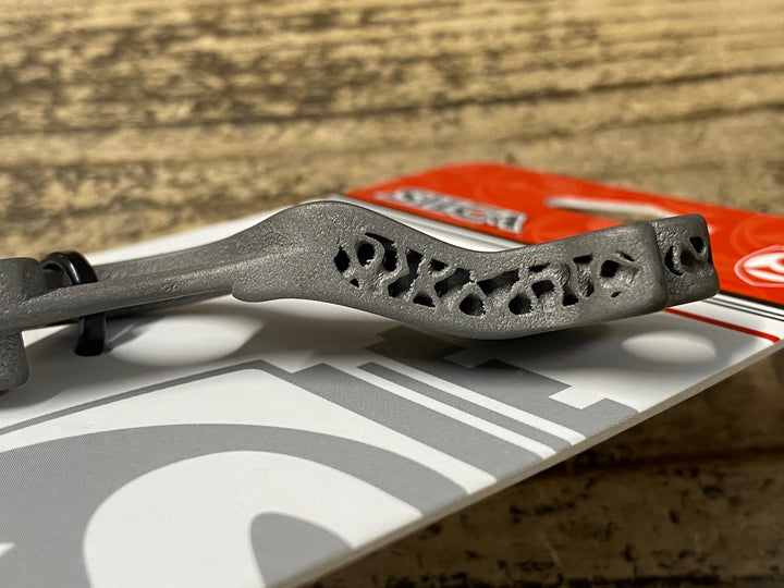 KH857 シリカ SILCA TITANIUM DERAILLEUR HANGER PINARELLO DISCロード用 チタン