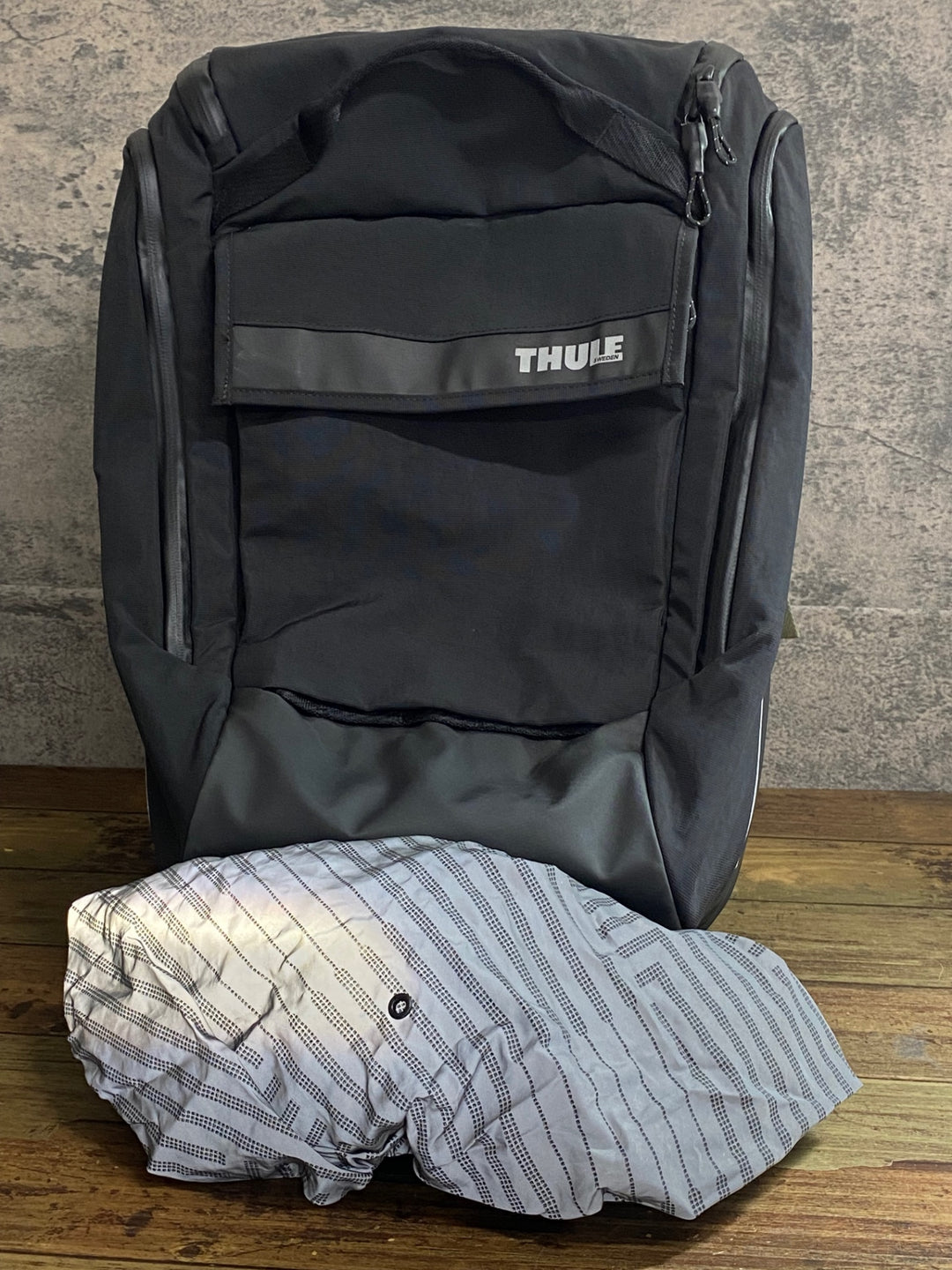 KF392 スリー thule paramount パニアバッグ 黒 バックル割れ