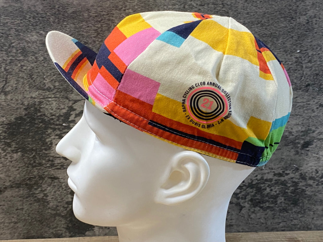 KD253 ラファ Rapha RCC ANNUAL CAP サイクルキャップ ベージュ 総柄 ワンサイズ