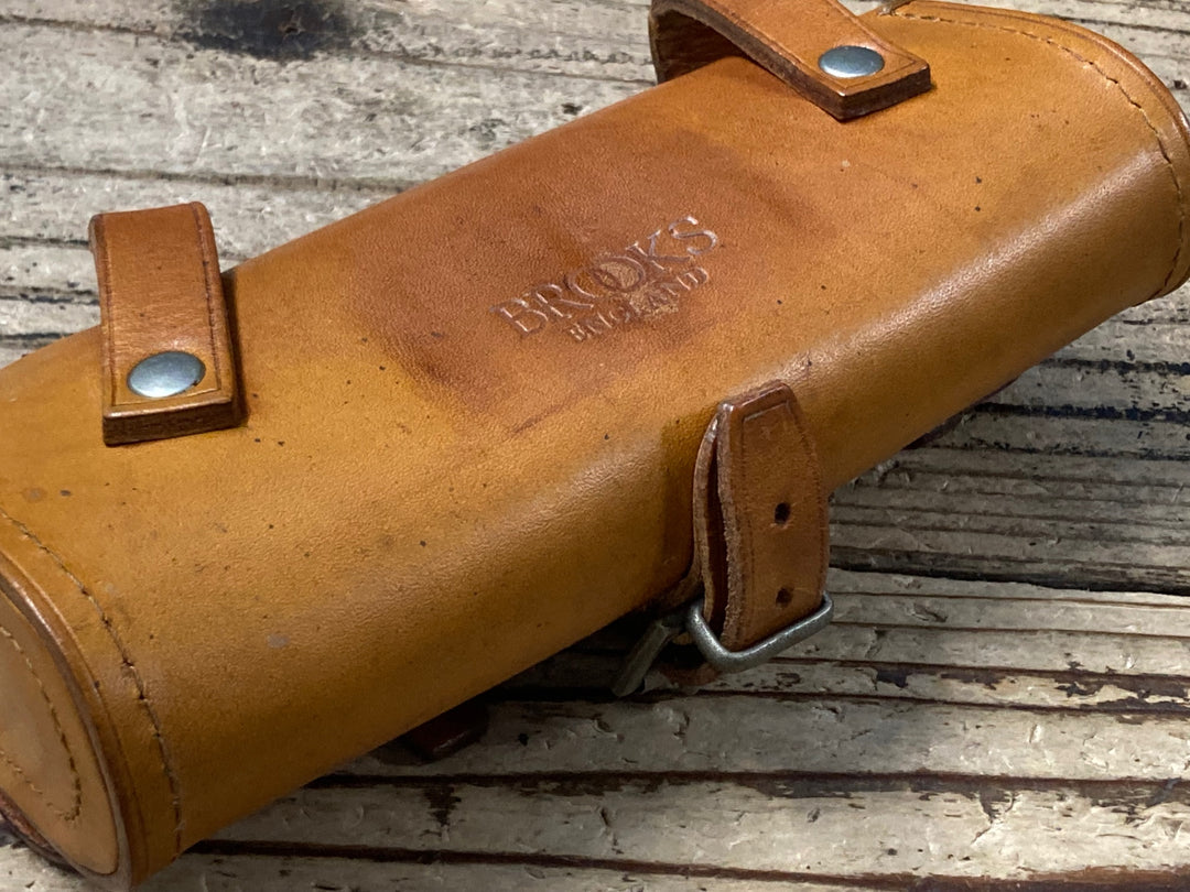 KJ649 ブルックス BROOKS ツールバッグ TOOL BAG サドルバッグ ブラウン レザー ※シミ汚れあり