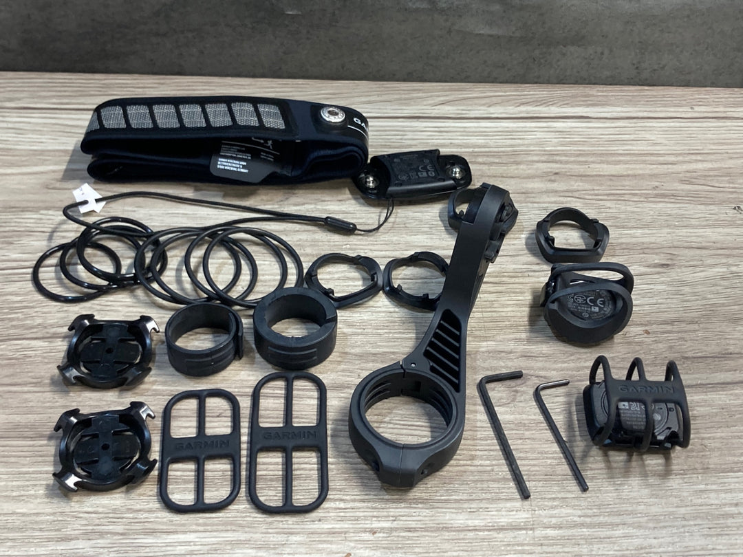 KC030 ガーミン GARMIN エッジ EDGE 840 BUNDLE サイクルコンピューター 動作確認済 センサー付属