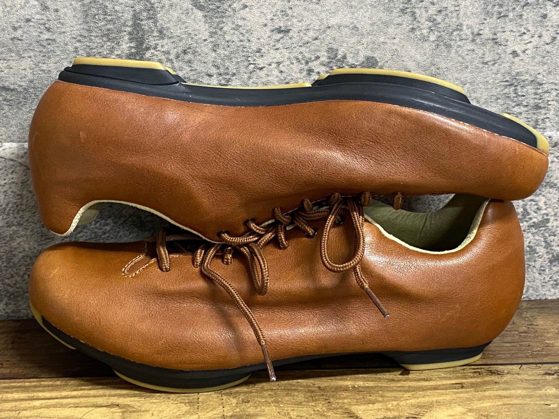 JZ235 ジロ GIRO REPUBLIC LX ビンディングシューズ 2穴 EU45 – BICI