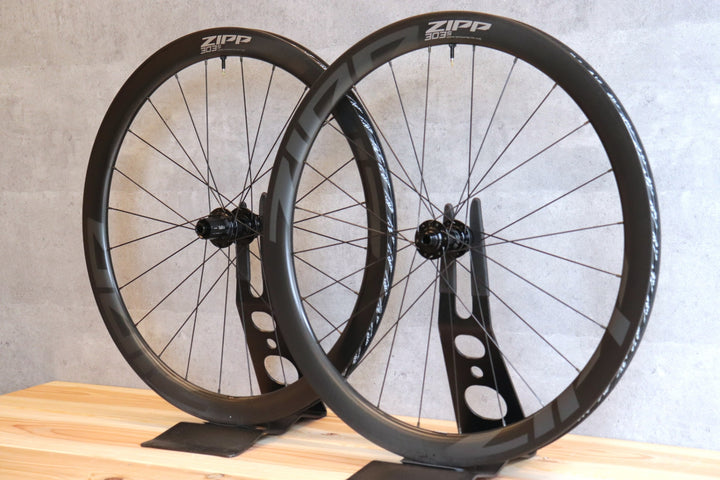 ジップ ZIPP 303S DISC シマノ 11/12S 23㎜ フックレス カーボン チューブレス ホイールセット 【さいたま浦和店】