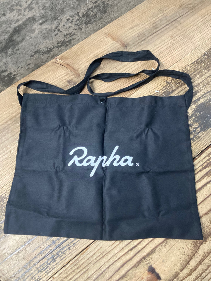 KK430 ラファ Rapha サコッシュ 黒