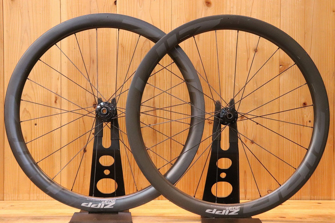 ジップ ZIPP 303 S カーボン チューブレスレディ ホイールセット シマノ 11S/12S フックレス 【芦屋店】