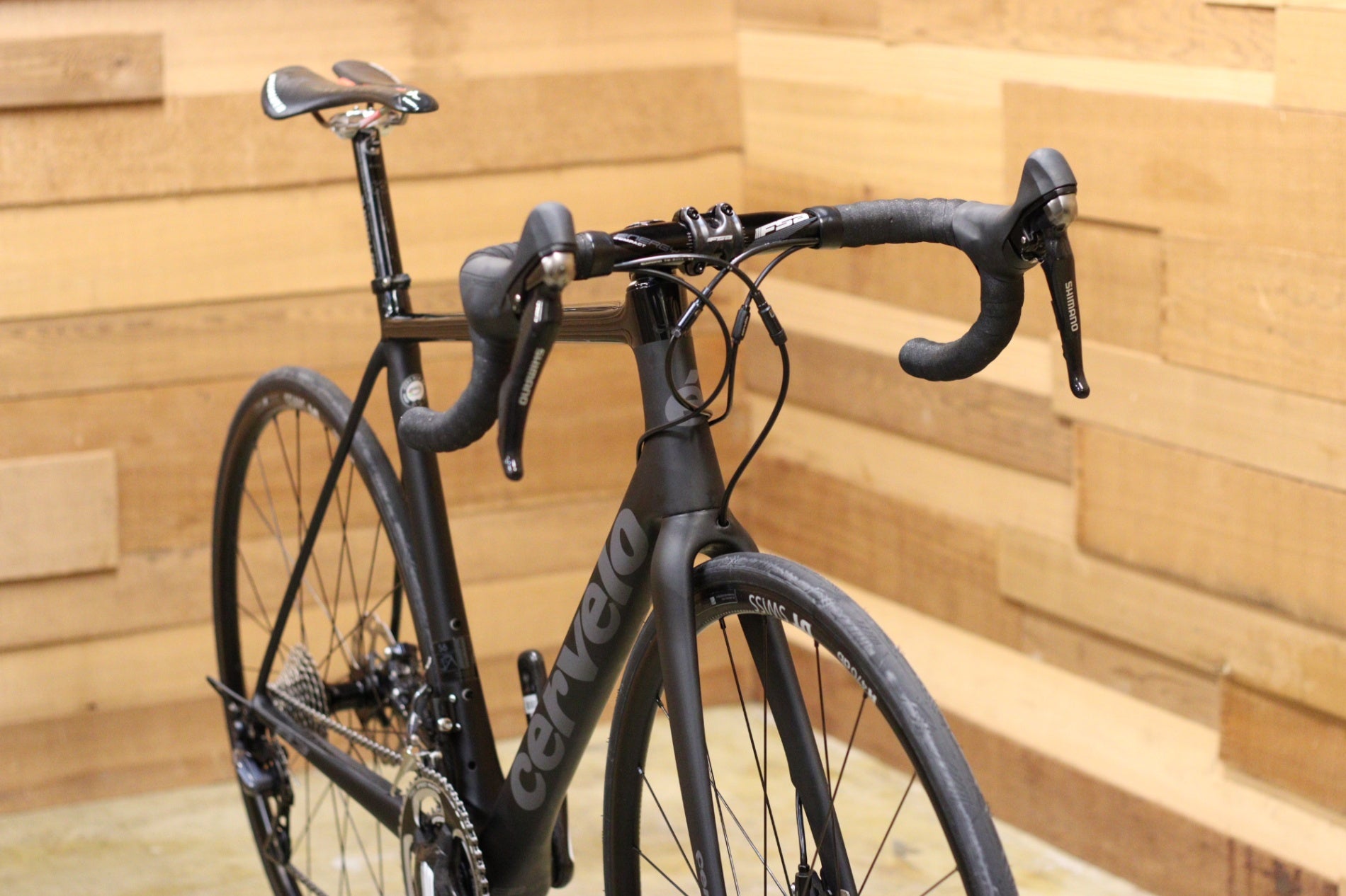 サーヴェロ CERVELO R3 DISC 2017 56サイズ シマノ アルテグラ 6800