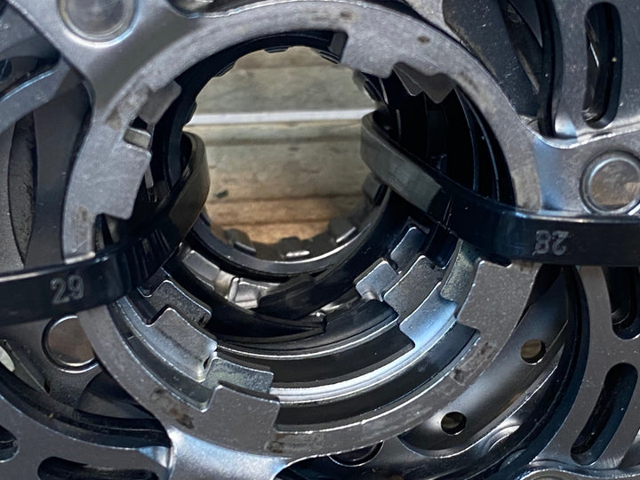 JH054 カンパニョーロ CAMPAGNOLO コーラス CHORUS スプロケット 11-25T 11S