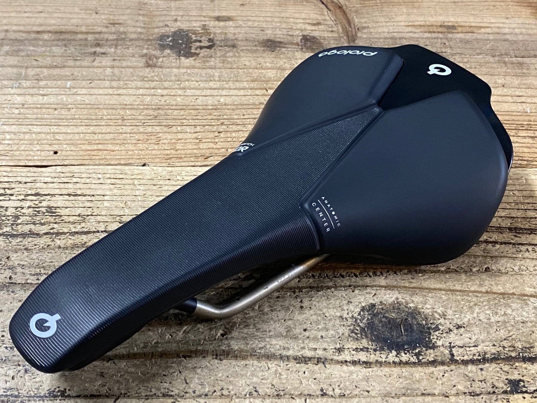 KB027 プロロゴ prologo SCRATCH NDR サドル 黒 137mm TiroX レール