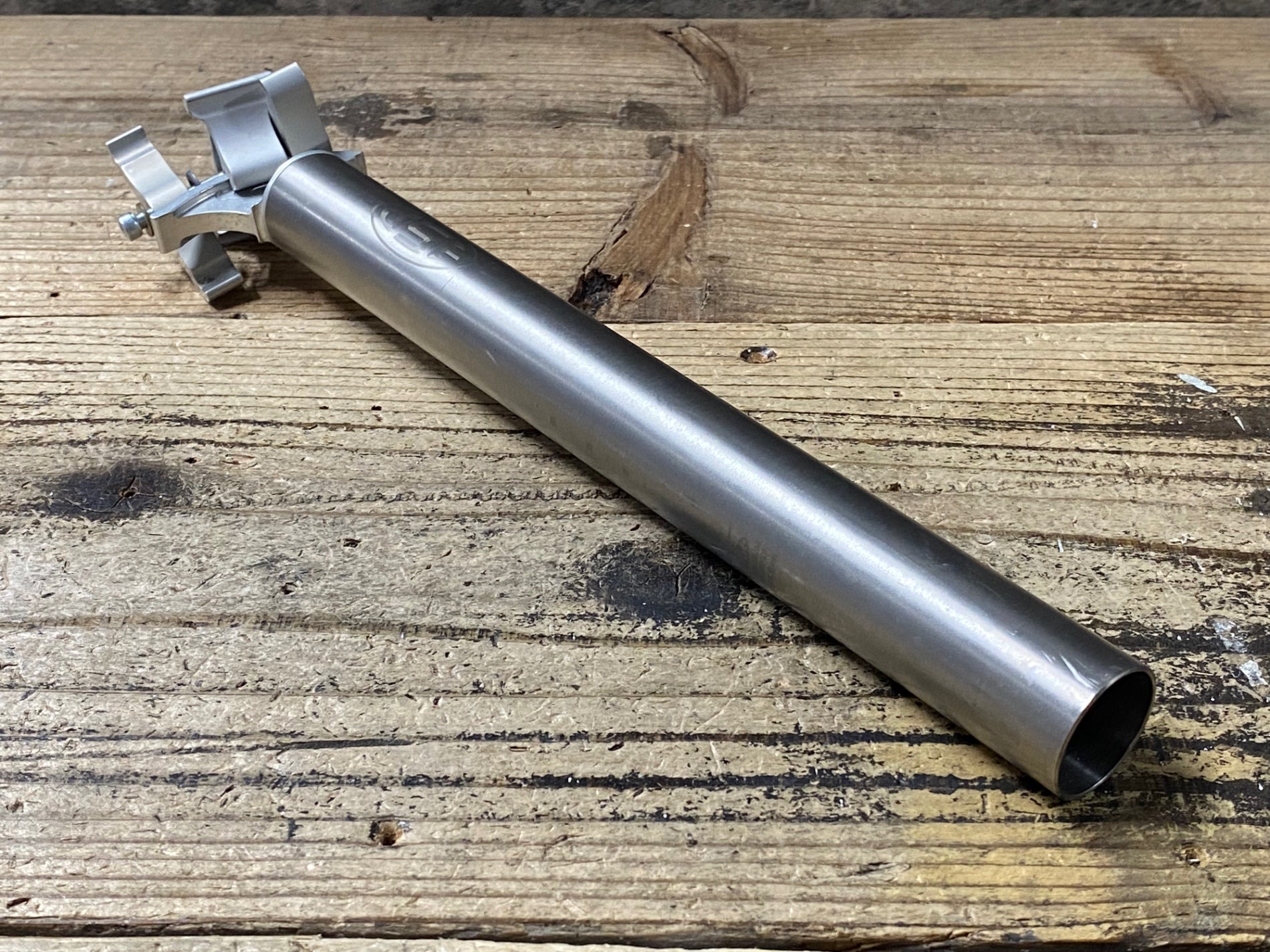 KA401 USE エイリアン ALIEN ULTIMATE チタン シートポスト 27.2mm Φ27