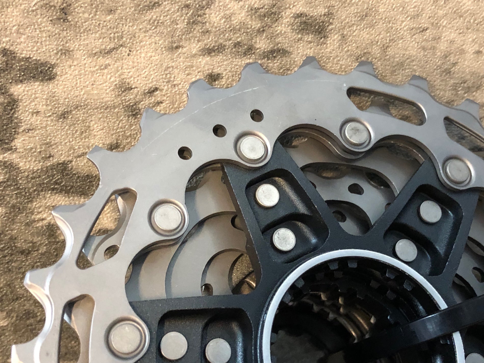 JS526 シマノ SHIMANO デュラエース DURA-ACE CS-R9200 スプロケット
