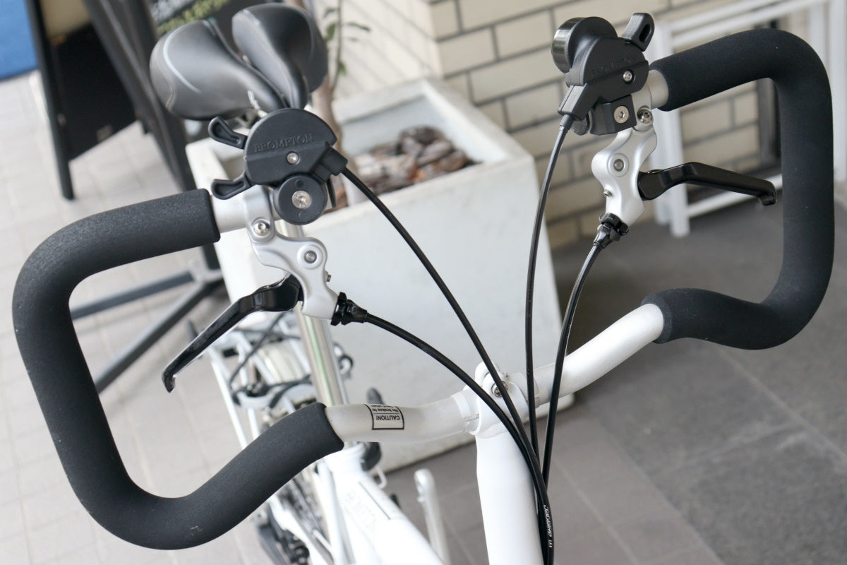 ブロンプトン BROMPTON M6R 2013 ホワイト 2×3S 16インチ 折り畳み小径