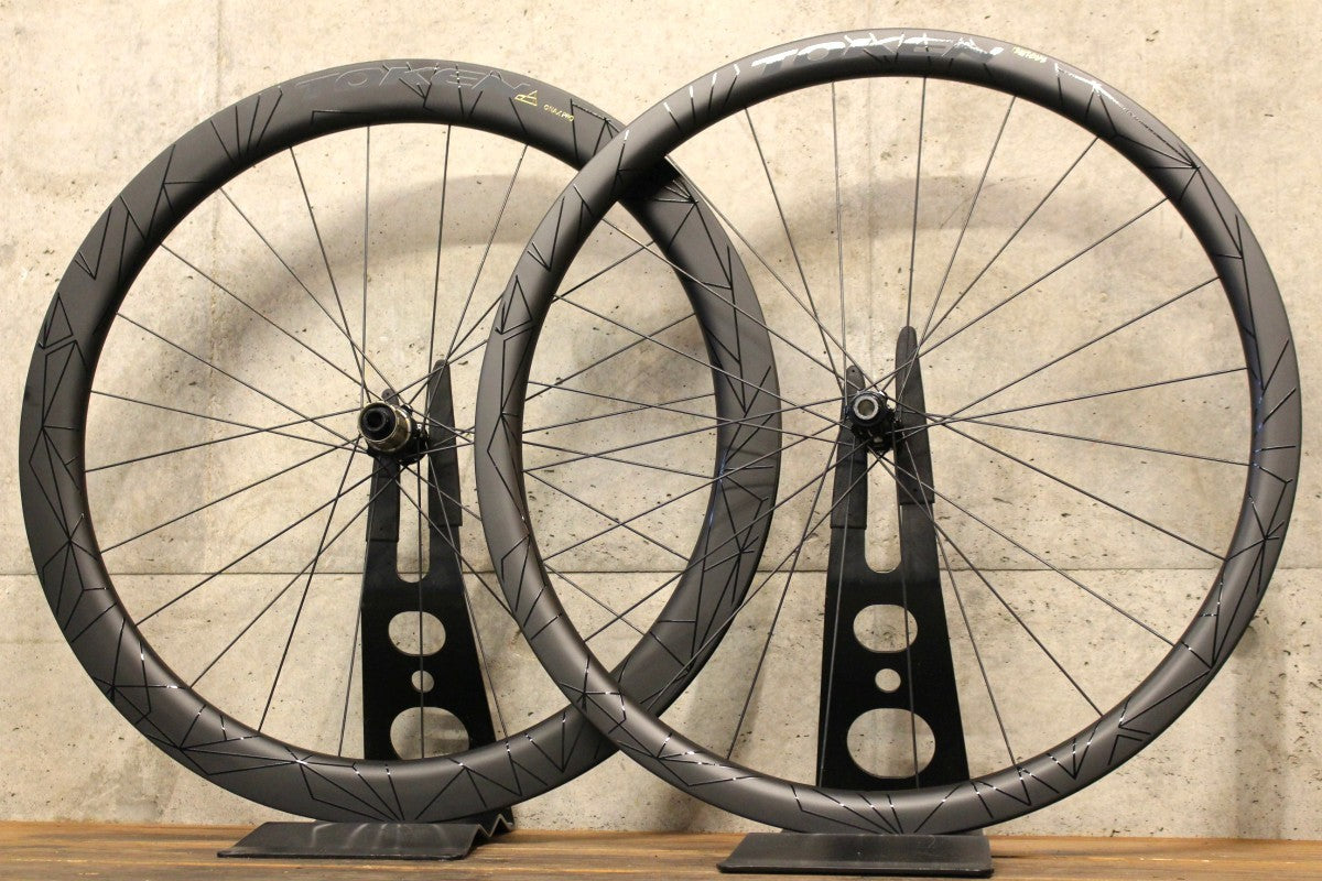 トーケン TOKEN VENTOUS + KONAX PRO カーボン チューブレスレディ