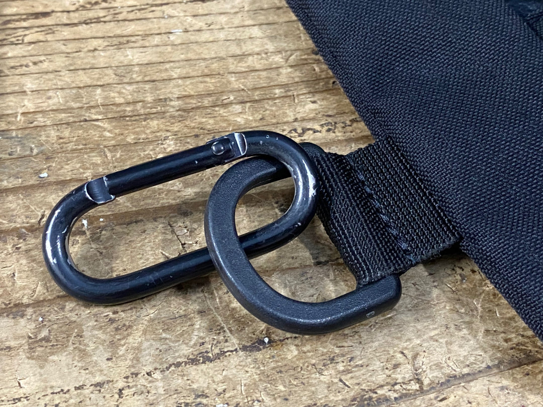 KJ510 バッグジャック bagjack MOBILE HOLDER TWIST モバイルポーチ 黒