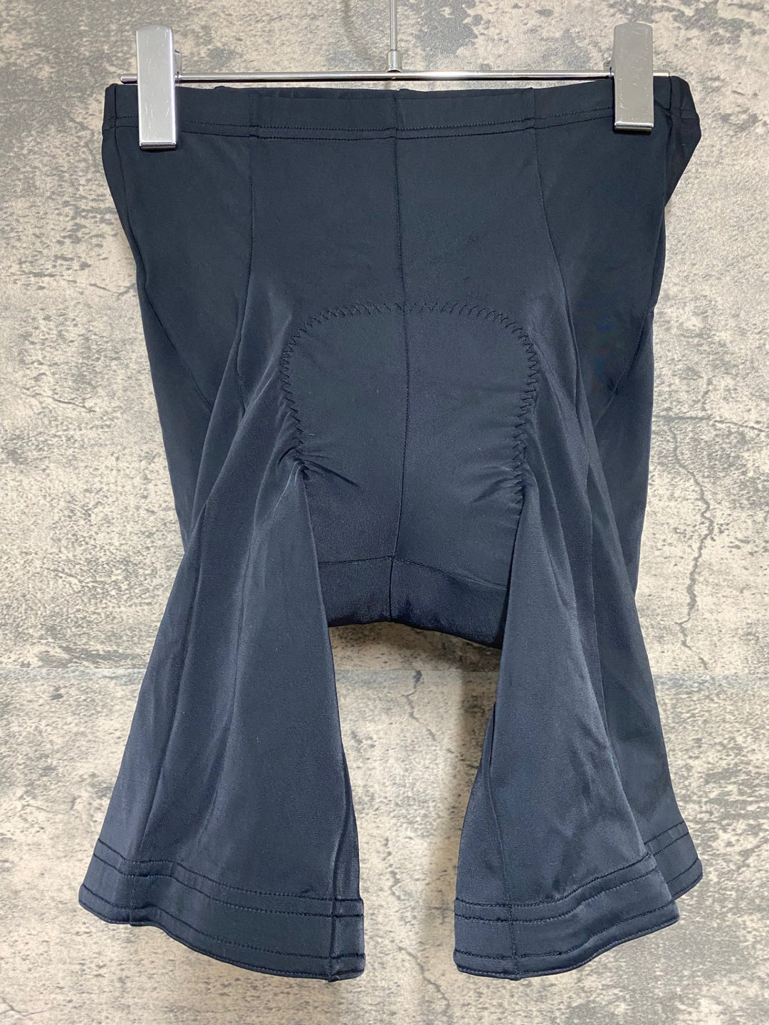 KC527 パールイズミ PEARL iZUMi レーサーパンツ 黒 L スレあり