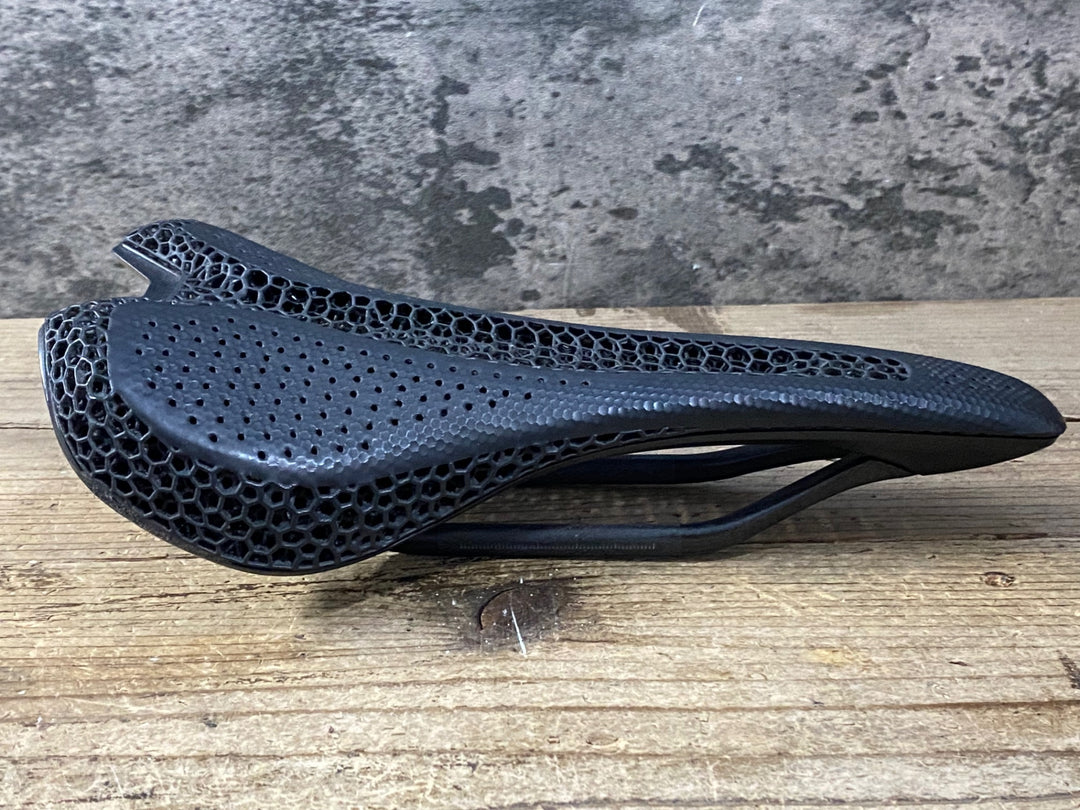 KB917 スペシャライズド SPECIALIZED ROMIN EVO MIRROR サドル 黒 カーボンレール 143mm