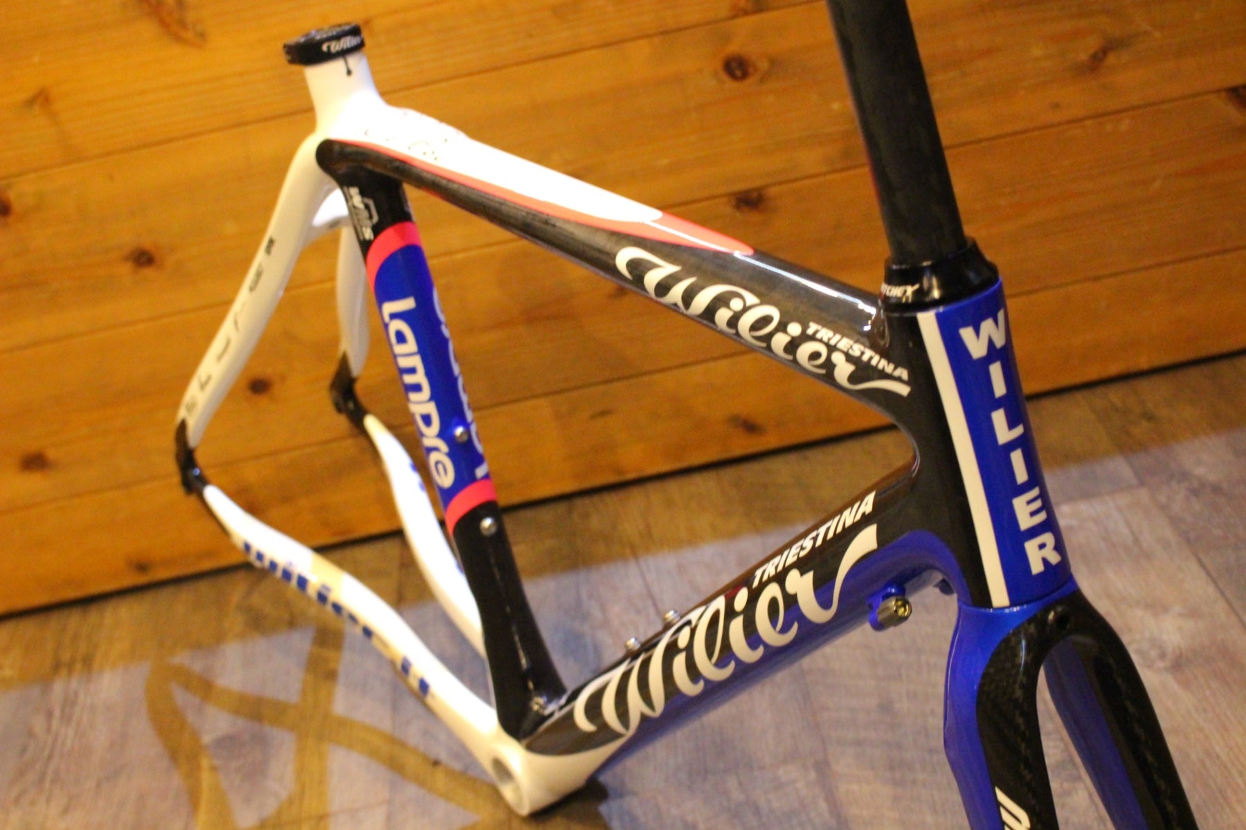 ウィリエール WILIER ルロイ ランプレ LE ROI LAMPRE 2009 Sサイズ ウィリエール WILIER ルロイ ランプレ LE ROI LAMPRE 2009 Sサイズ