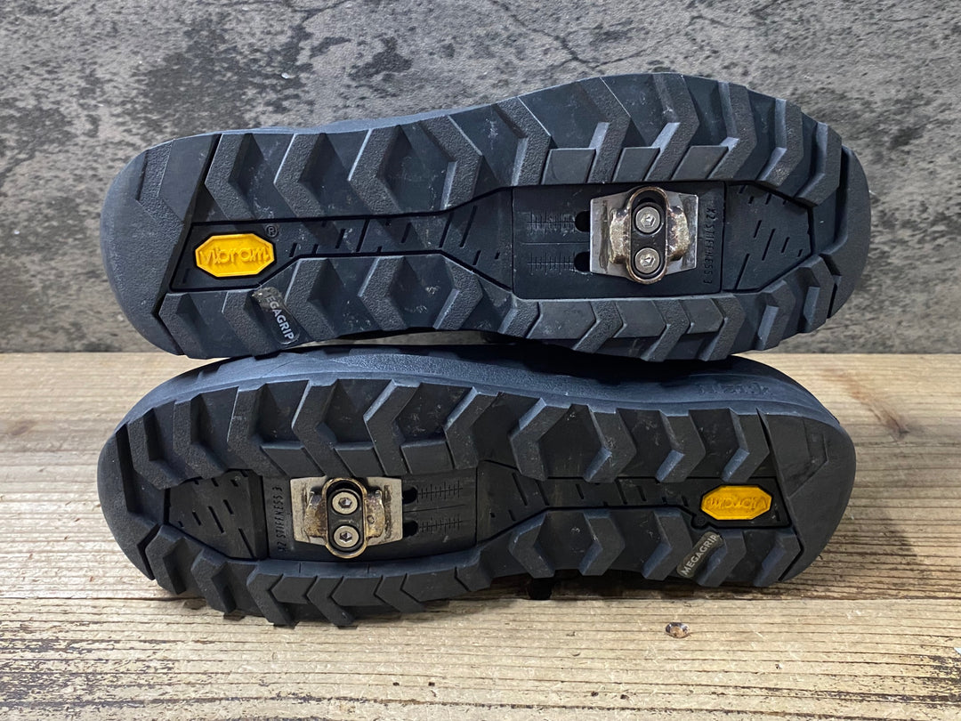 KJ460 フィジーク fizik TERRA ARTICA X2 Shoes ビンディングシューズ 黒 EU41 2穴