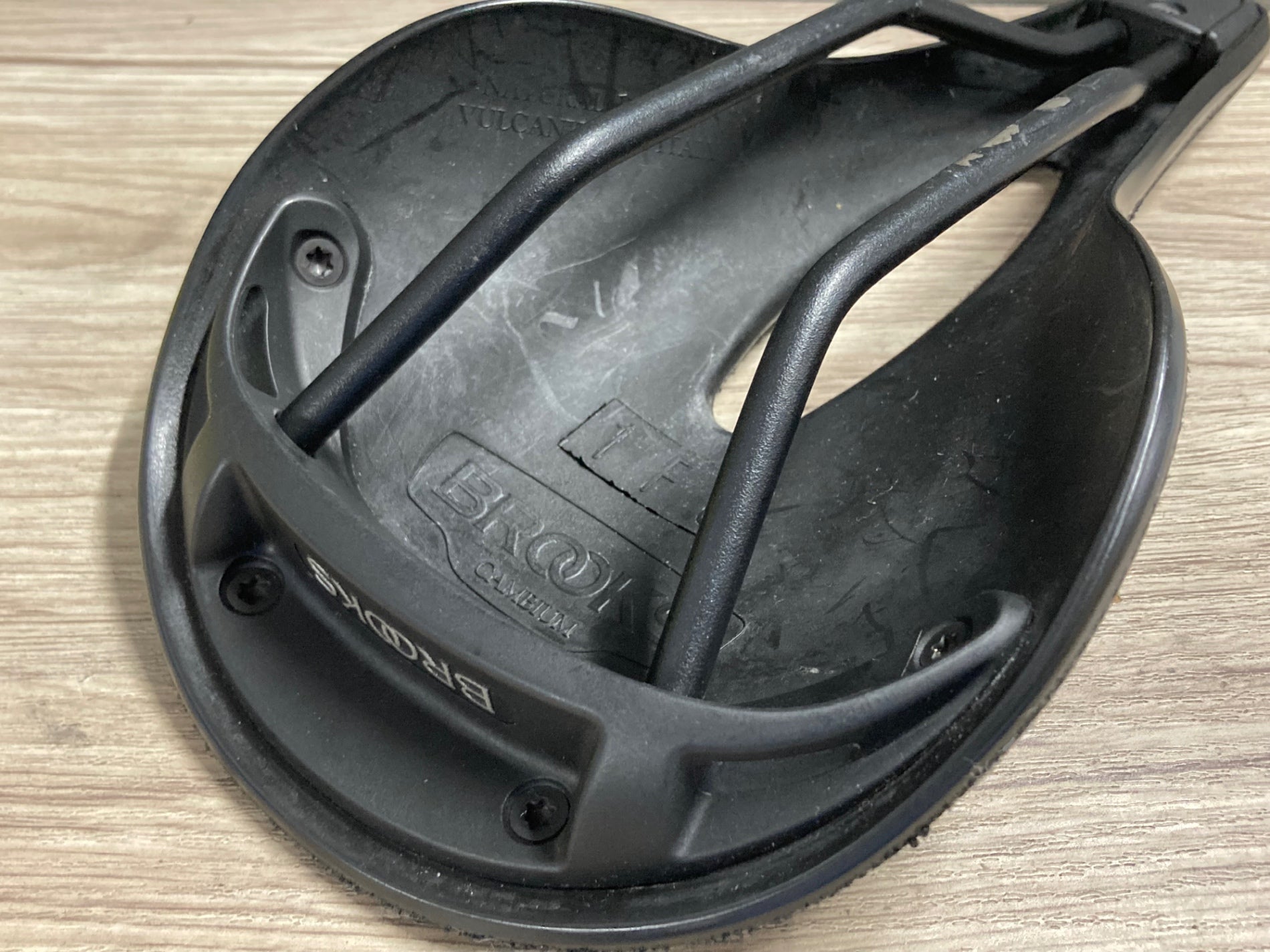 KF361 ブルックス BROOKS カンビウム CAMBIUM CARVED C15 サドル