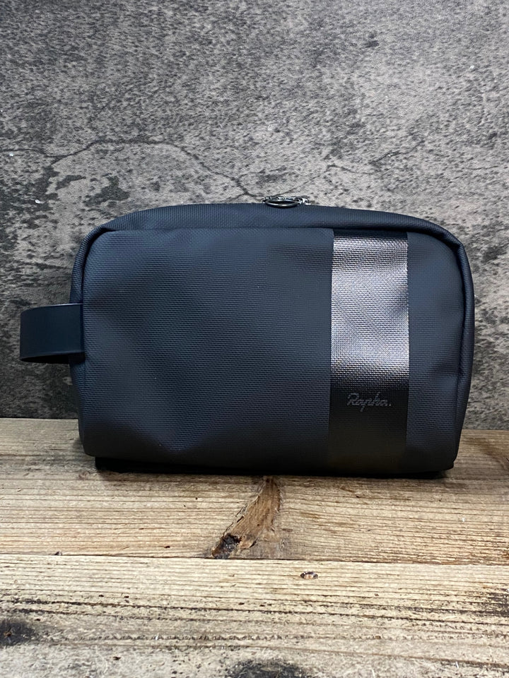 JU130 ラファ Rapha WASH BAG ハンドバッグ 黒