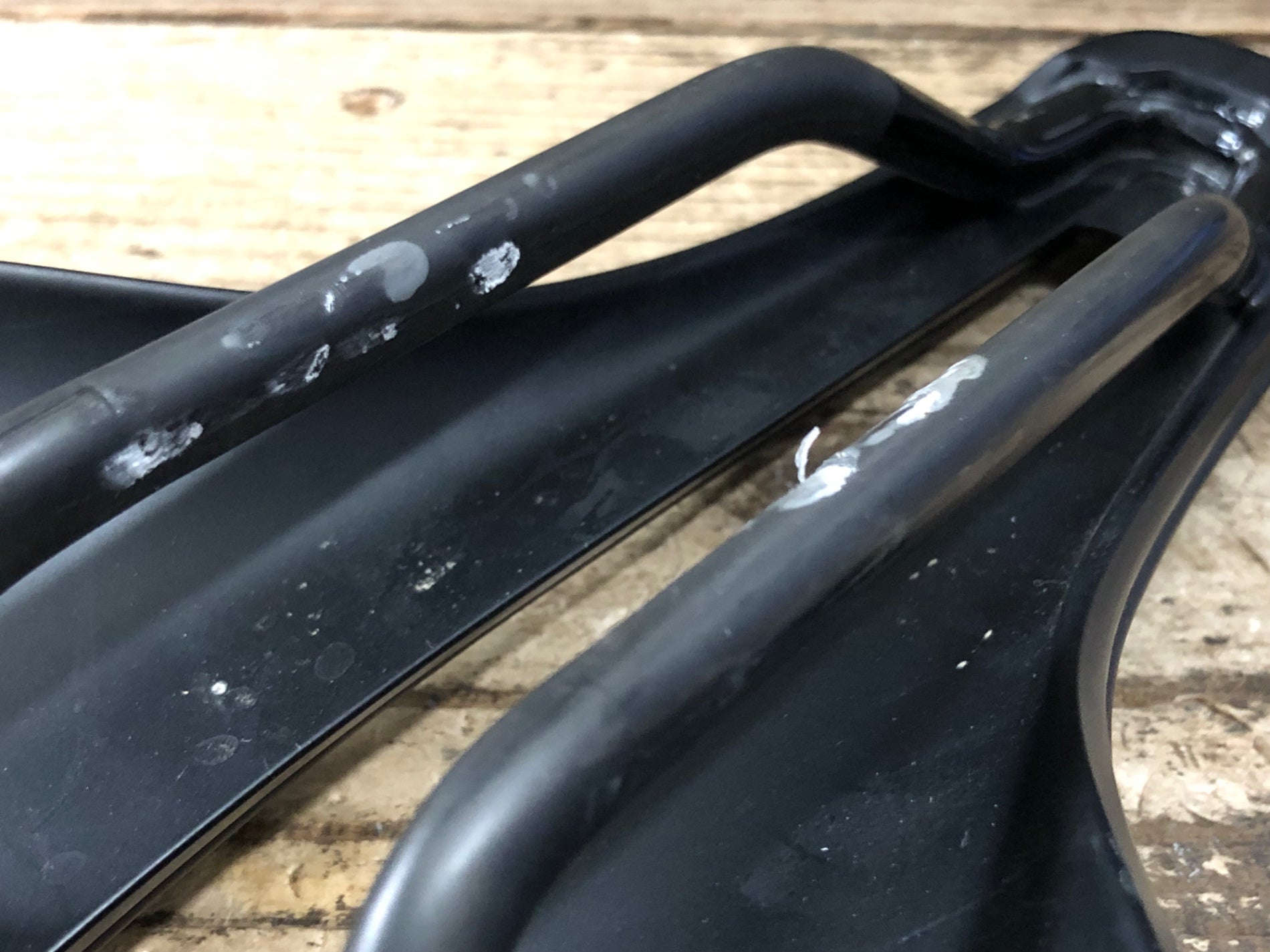 JO818 ボントレガー BONTRAGER AEOLUS PRO カーボンレール サドル