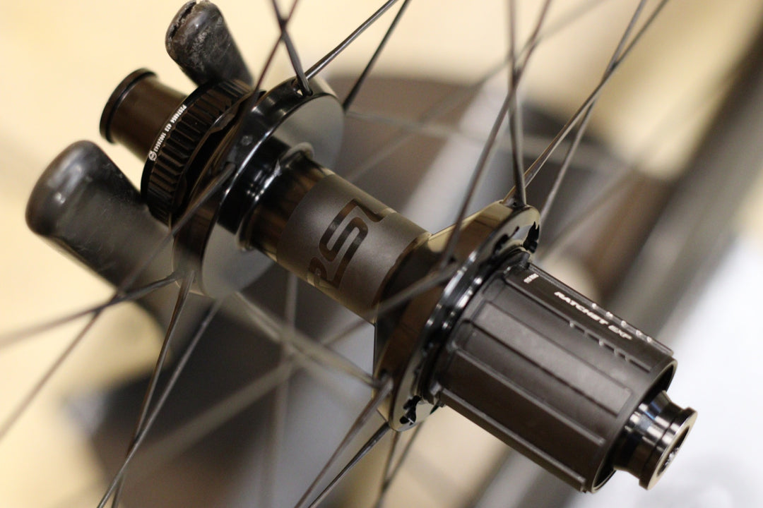 ボントレガー BONTRAGER アイオロス AEOLUS RSL51 カーボン チューブレスレディ シマノ 11/12S 【立川店】