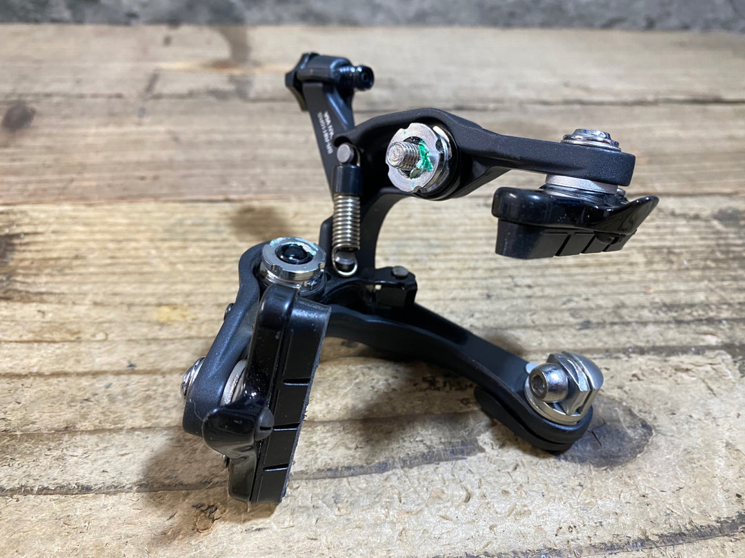 IY325 シマノ SHIMANO アルテグラ ULTEGRA BR-R8110 / BR-R8110RS ダイレクトマウント キャリパーブレーキセット シートステーマウント