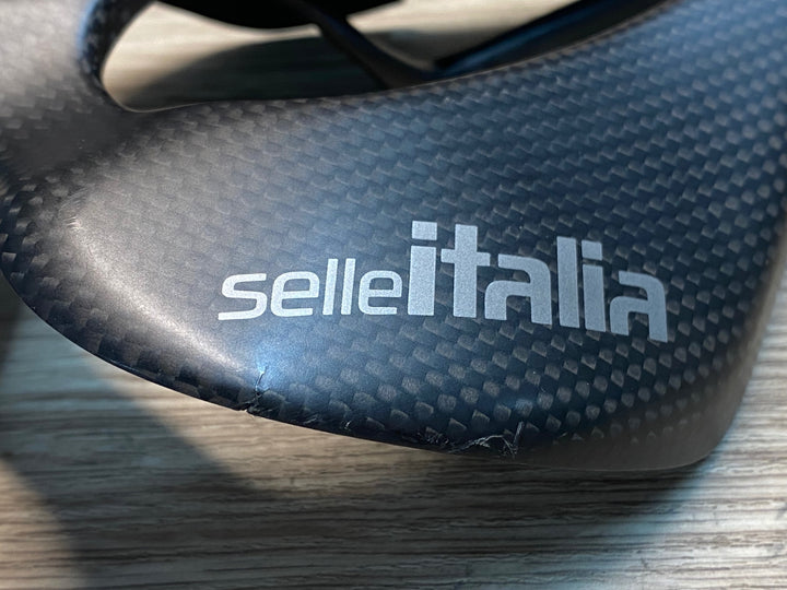 JC977 セライタリア selle ITALIA C-59 カーボンサドル カーボンレール 130mm ※座面後端にクラックあり