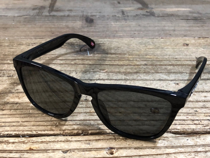 KJ391 オークリー OAKLEY Frogskin サングラス アイウェア 黒 PRIZM GREY