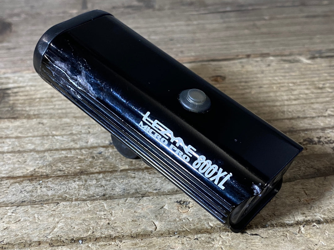 JP523 レザイン LEZYNE LITE DRIVE 800XL フロントライト 本体のみ ※点灯確認済