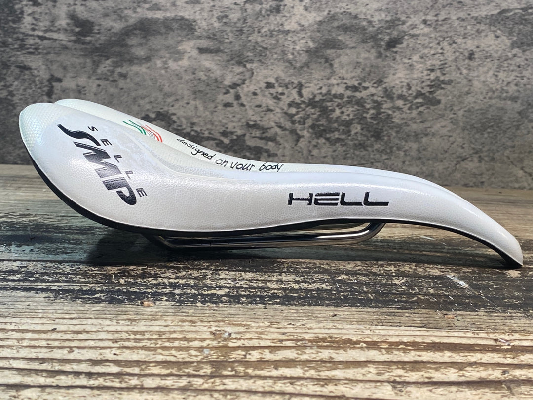 JG551 SELLE SMP HELL サドル 白