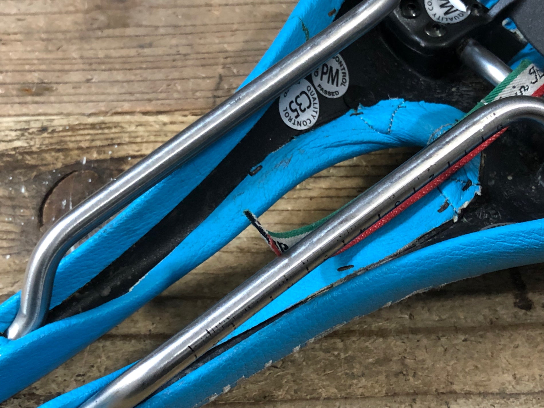 JZ346 SELLE SMP ダイナミック Dynamic サドル inox tubeレール 水色