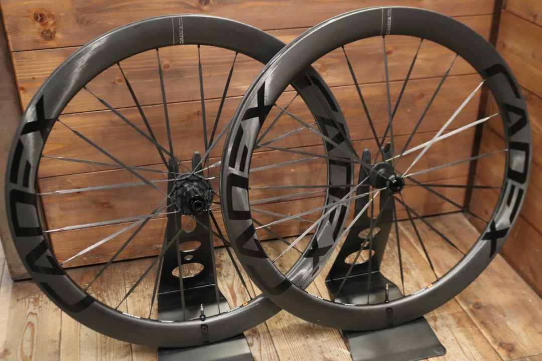 鬼ベアリング搭載！カデックス CADEX ウルトラ ディスク 50 ULTRA DISC TUBELESS カーボン チューブレス ホイールセット シマノ12/11S  【東京南麻布店】