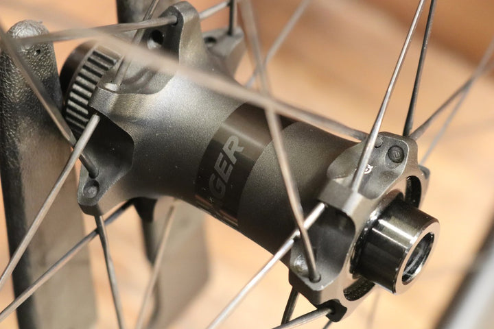 ボントレガー BONTRAGER アイオロス AEOLUS PRO 3V シマノ 12/11S クリンチャー チューブレスレディ カーボン ホイールセット 【東京南麻布店】