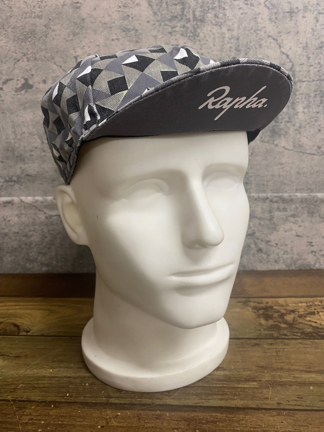 JY135 ラファ Rapha TOJ ツアーオブジャパン IZU サイクルキャップ 総柄 ワンサイズ