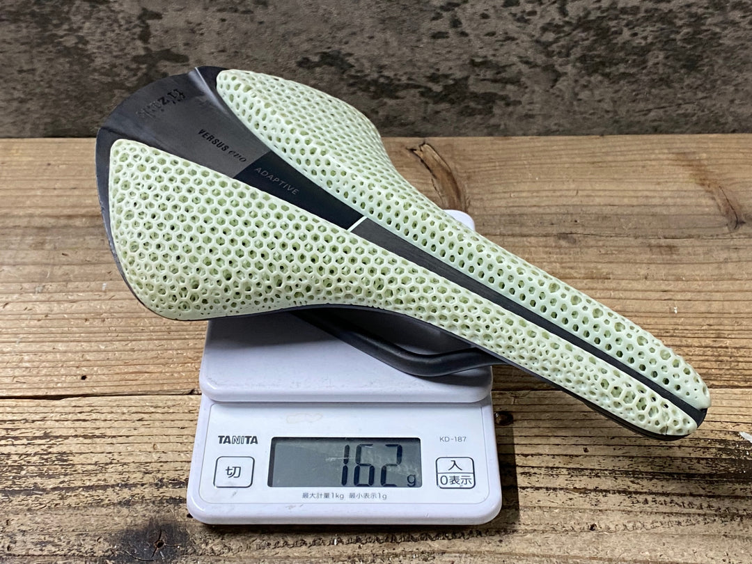 JU824 フィジーク fizik ANTARES VERSUS EVO 00 ADAPTIVE サドル カーボンレール