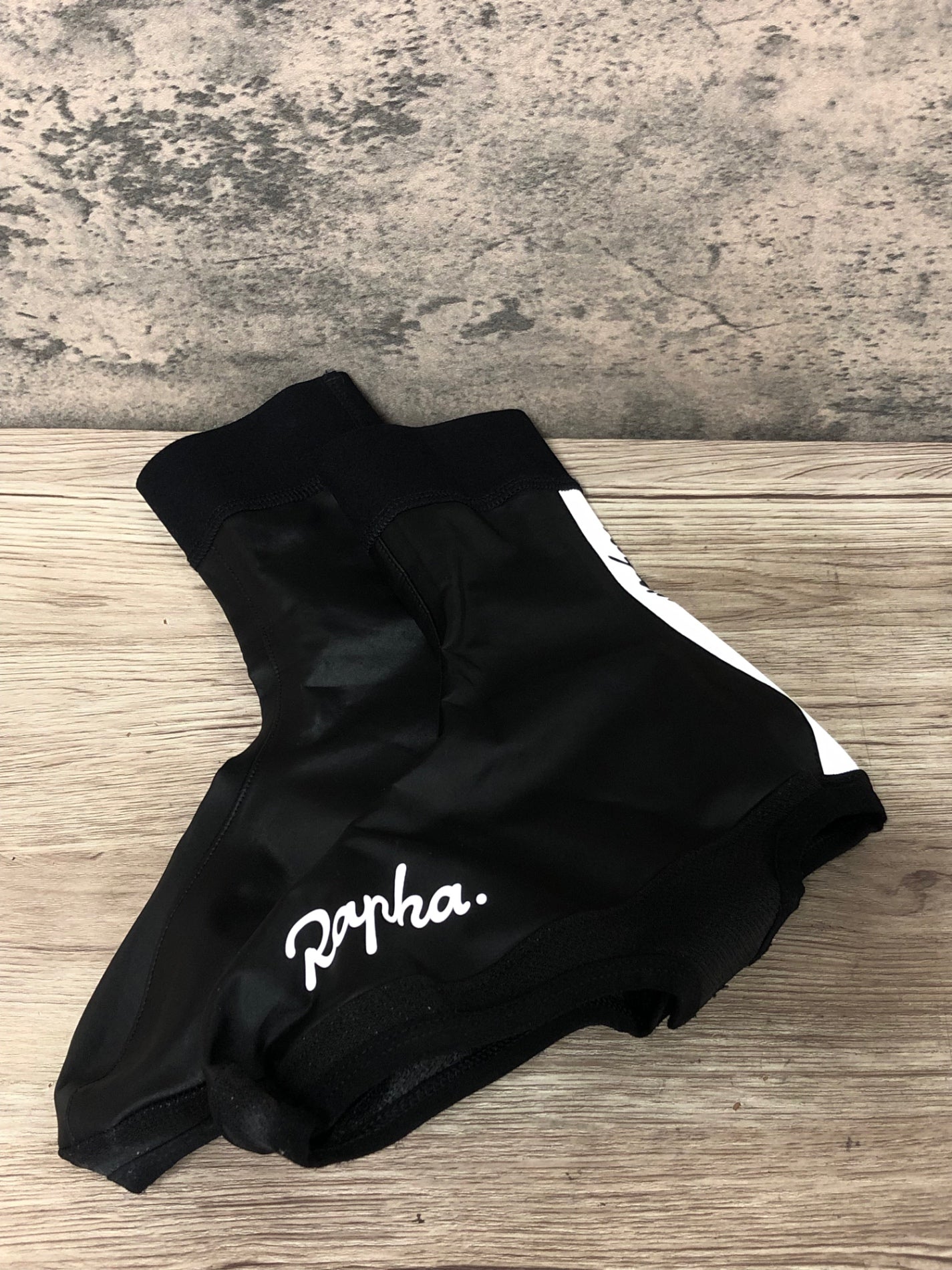 JQ801 ラファ Rapha NEVER RIDE WITHOUT OVERSHOE シューズカバー 黒 M
