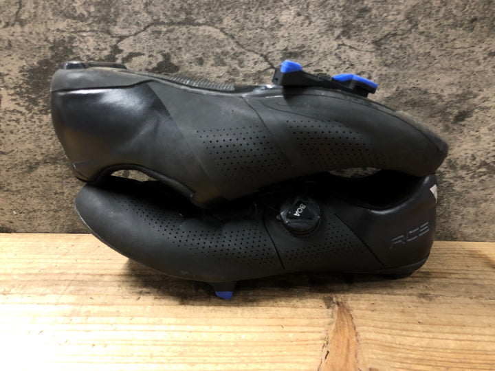 KA353 シマノ SHIMANO RC3 SHRC302M L01S ビンディングシューズ BOA 3穴 黒 EU43 ※傷