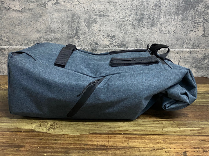 JV664 アデプト ADEPT URBANITE バックパック リュックサック リアバッグ